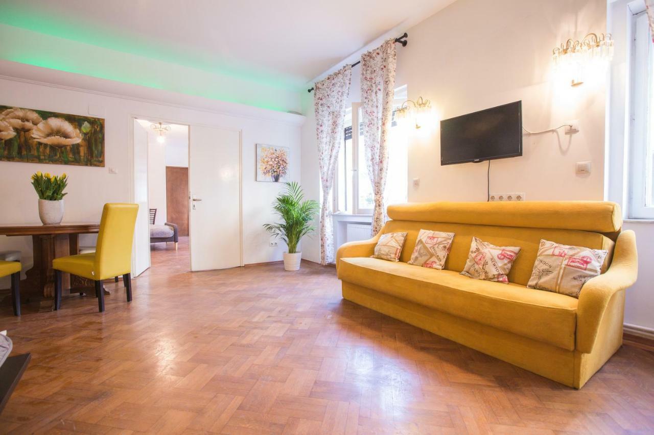 Color Apartments Nicolae Tonitza St Bucharest Exterior photo